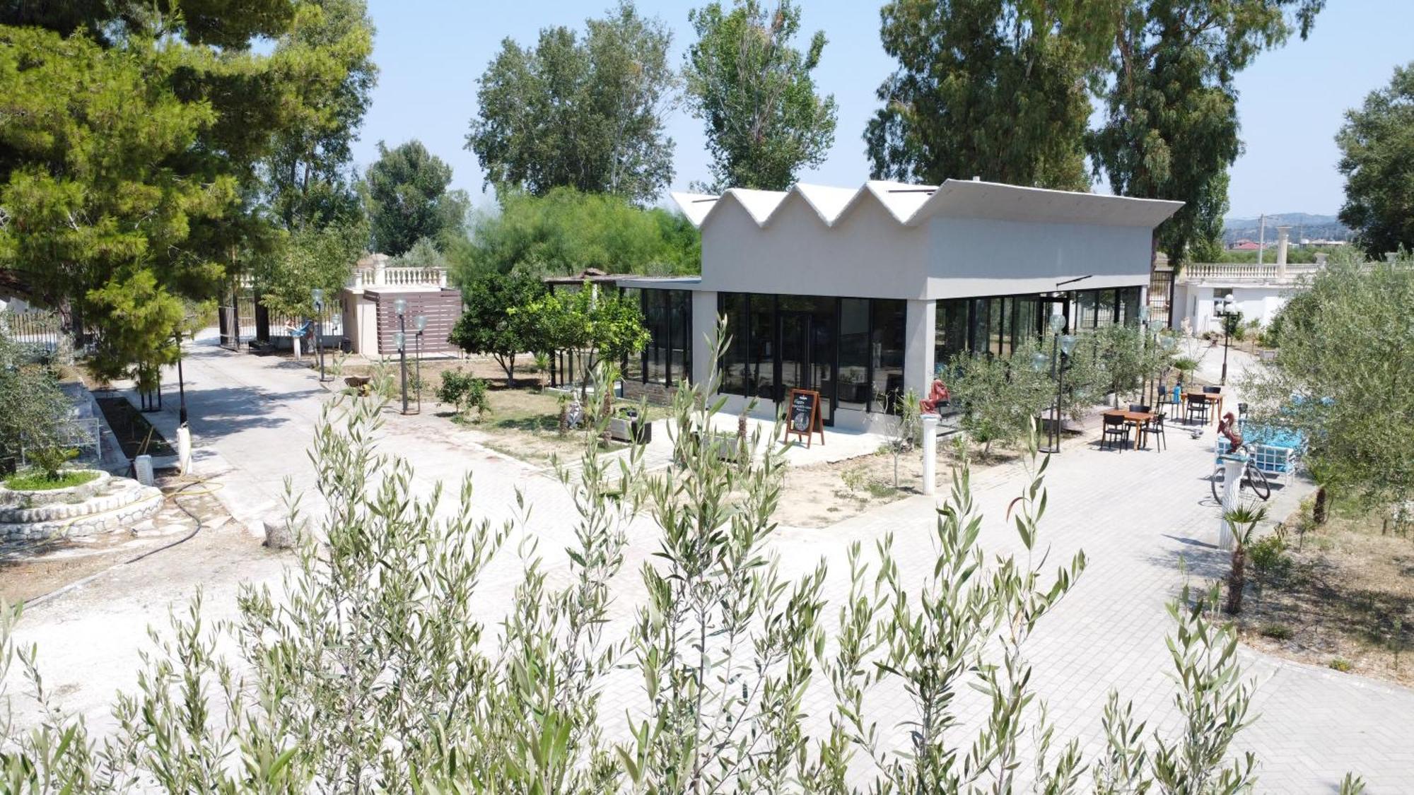 فندق Kavalona Park فلورا المظهر الخارجي الصورة